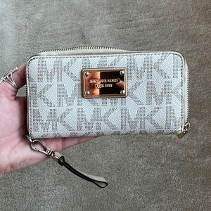 Michael Kors wallet